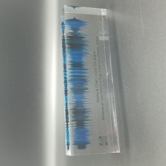 Hand Crafted Acrylic Soundwave Art with Scannable Qr Code with Sonny & Cher Song - Picture 7 of 10